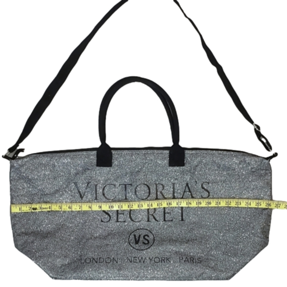 Victoria's Secret Glitter Weekender Bag - Picture 4 of 10